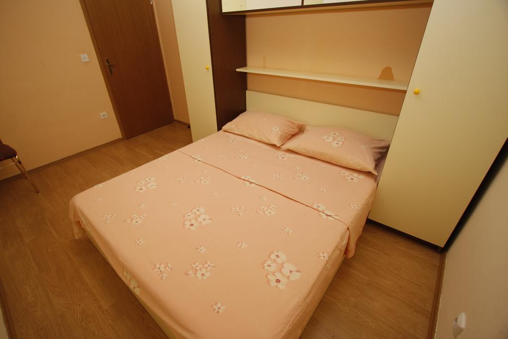 Apartments Lidus Makarska Habitación foto