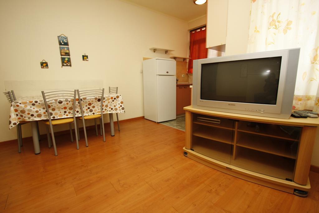 Apartments Lidus Makarska Habitación foto