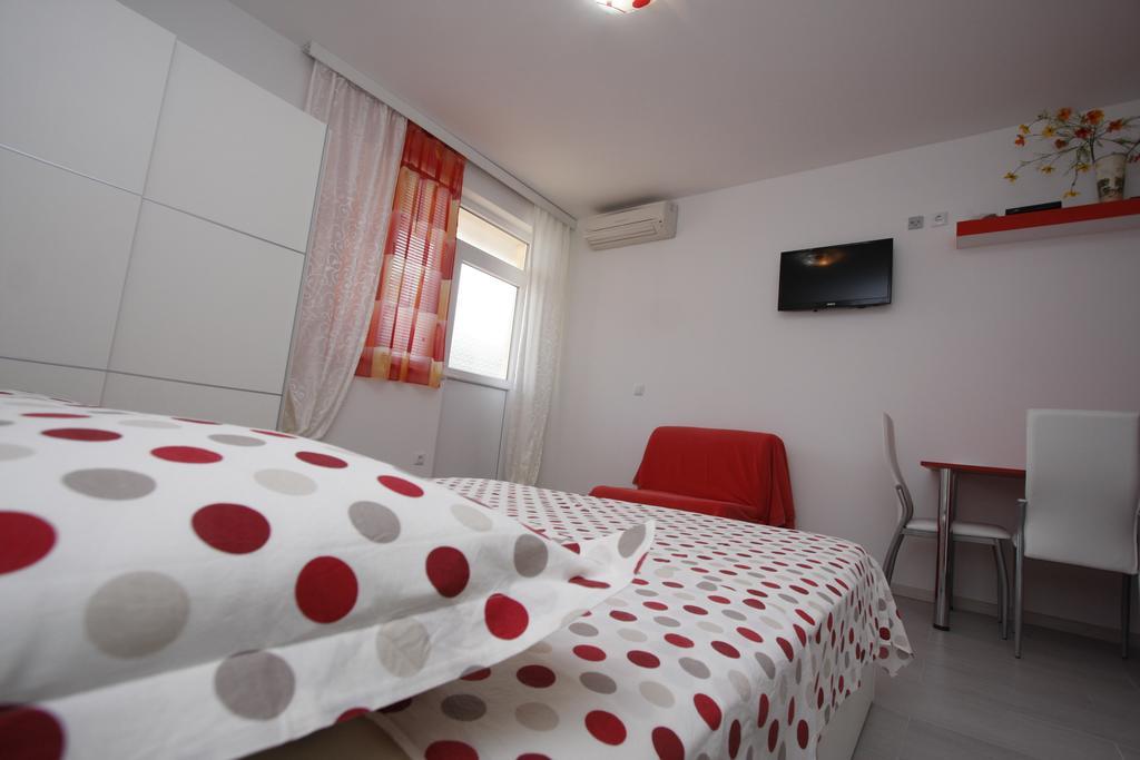 Apartments Lidus Makarska Habitación foto